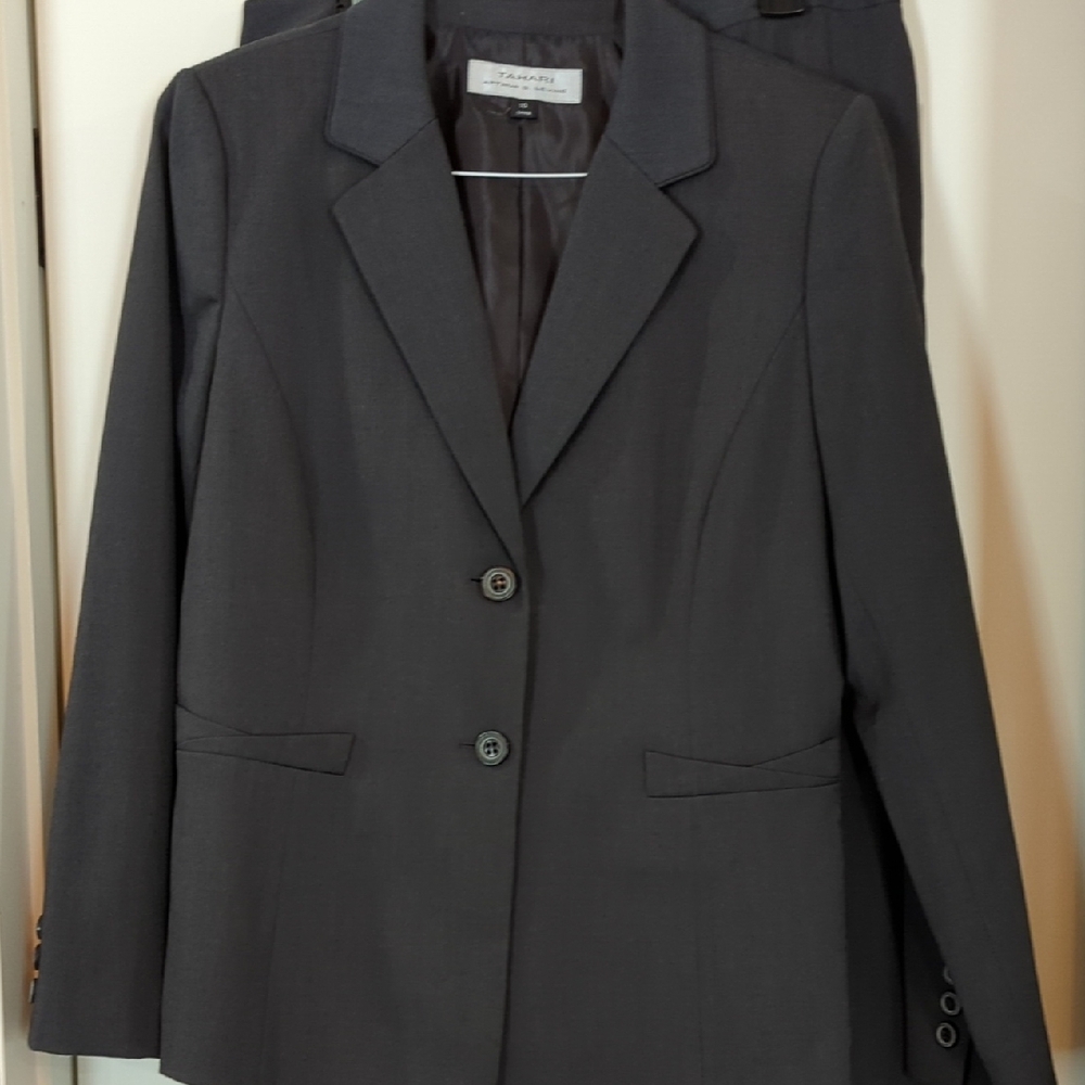 Tahari Women's Blazer and Pants Set - Picture 2 of 11